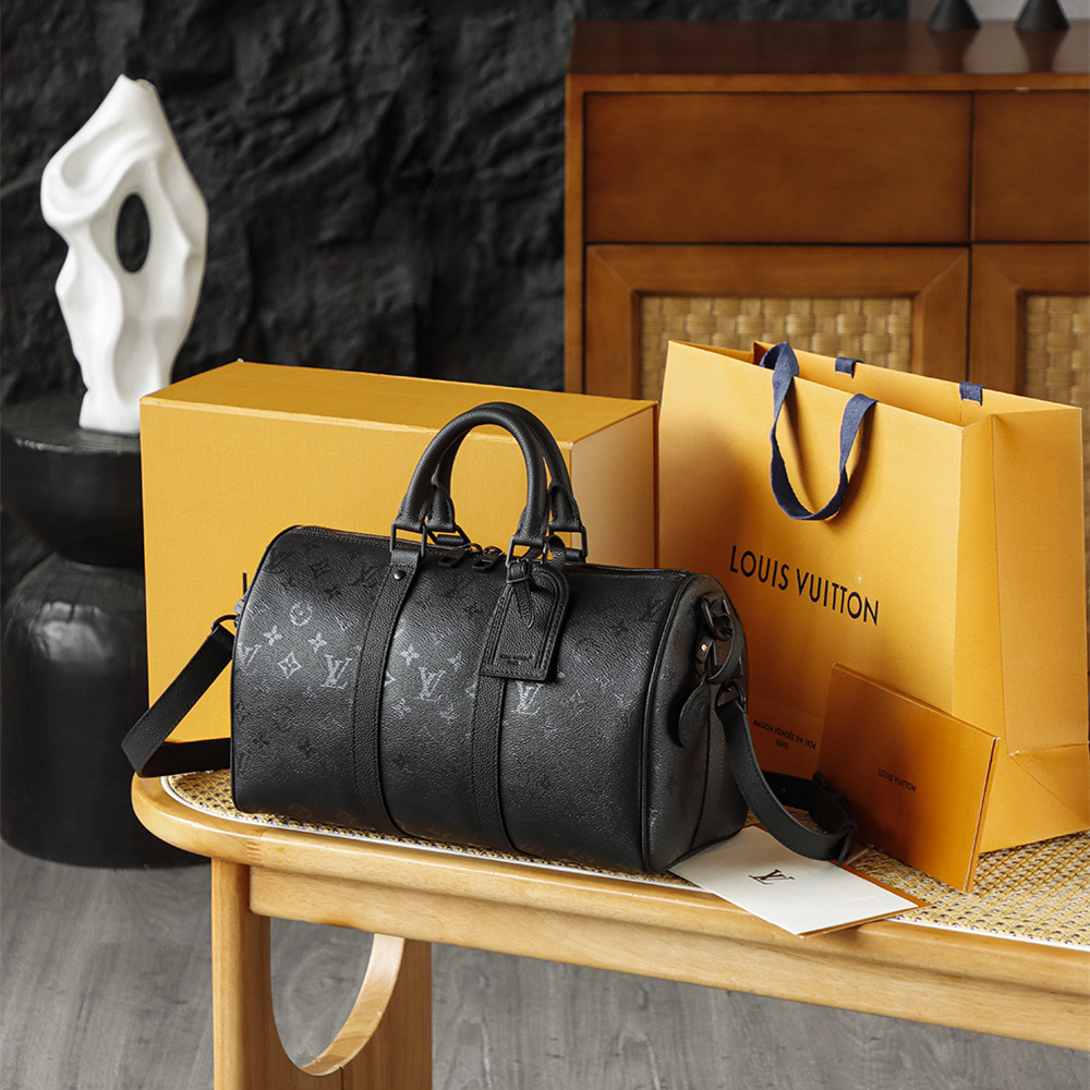 高仿LV*Keepall35系列M28370男士單肩包免檢版