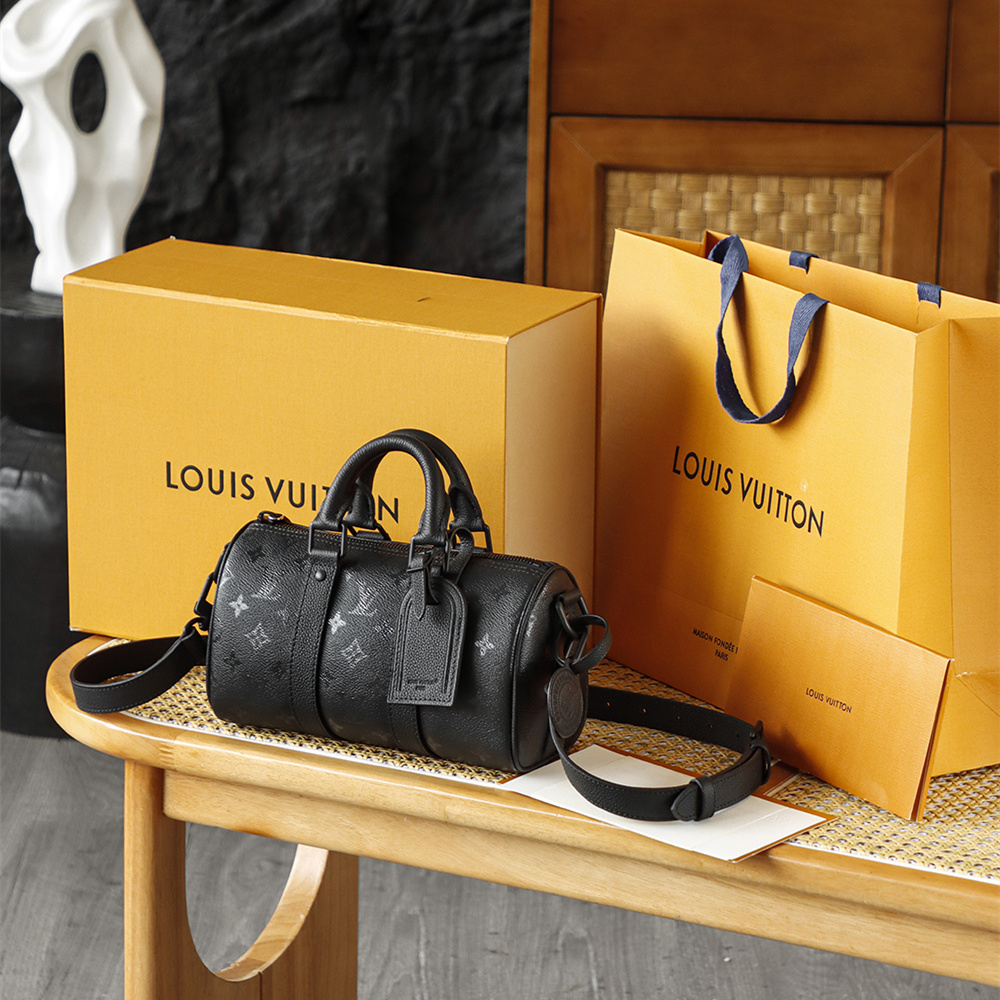 Louis Vuitton 路易威登 Leather Goods