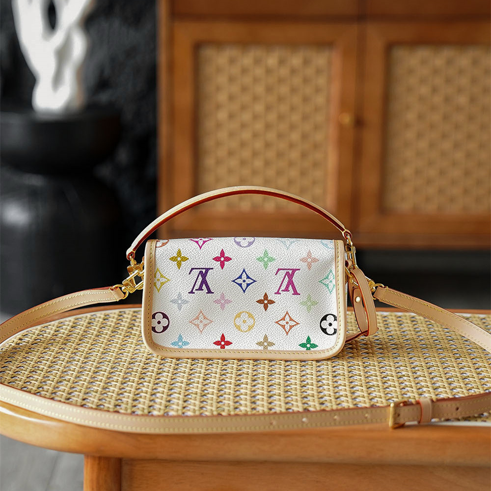 Louis Vuitton 路易威登 Leather Goods