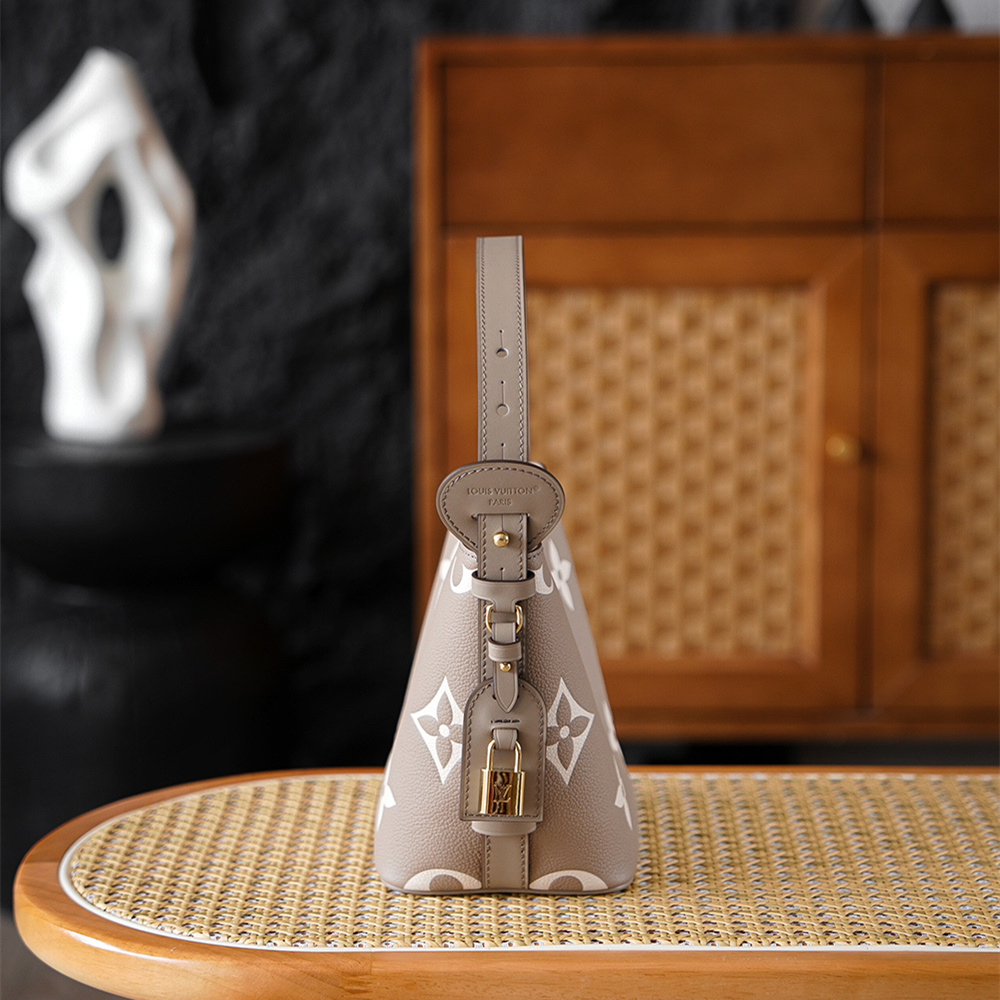 Louis Vuitton 路易威登 Bucket Bag