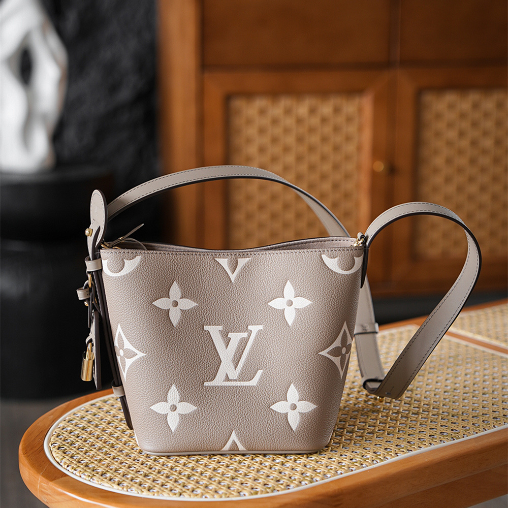 Louis Vuitton 路易威登 Bucket Bag