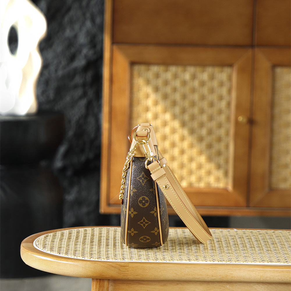 Louis Vuitton 路易威登 Leather Goods