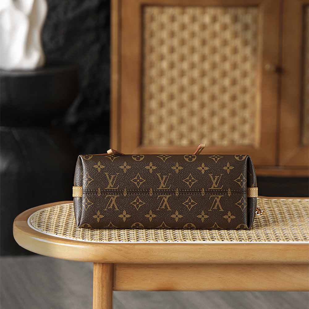 Louis Vuitton 路易威登 Leather Goods