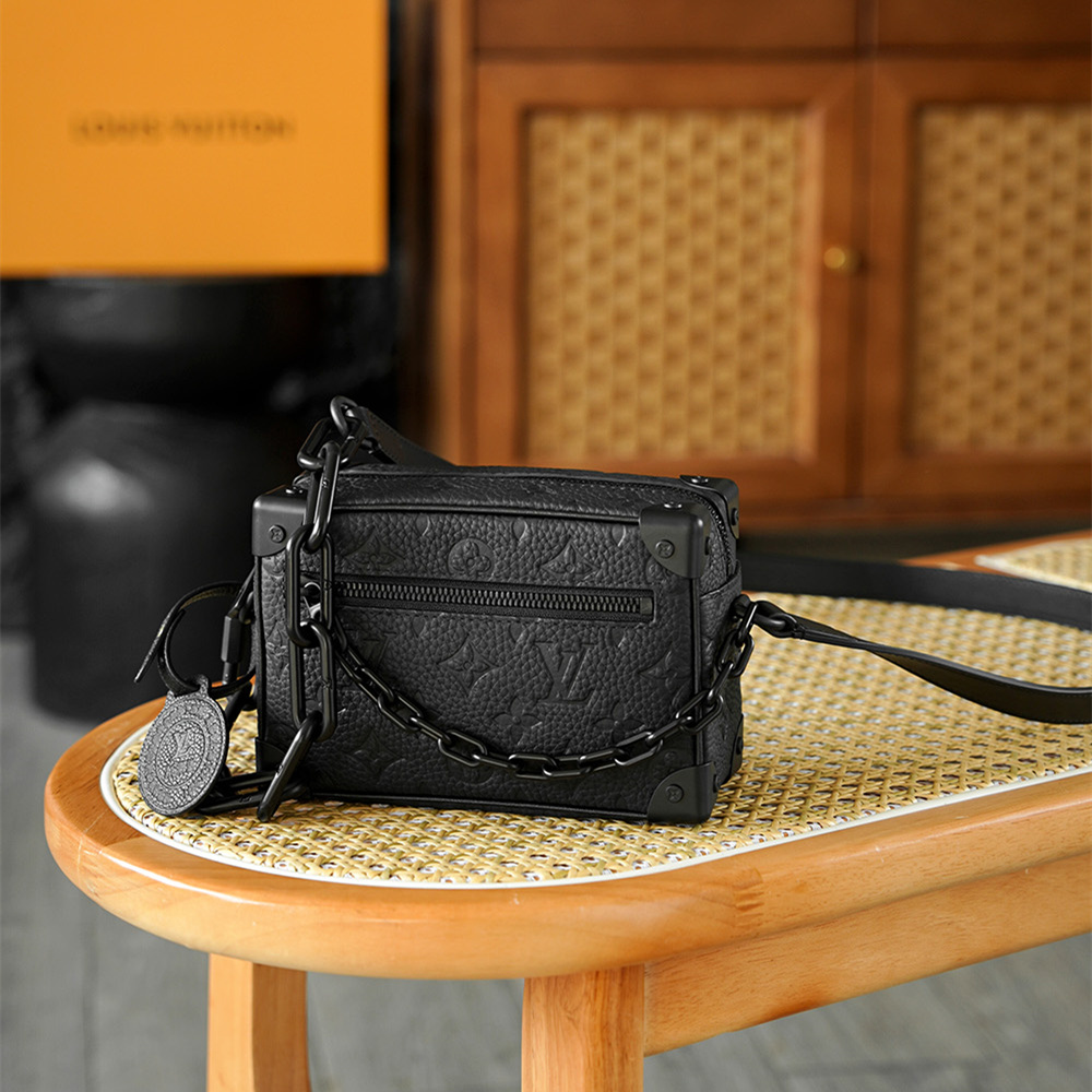 Louis Vuitton 路易威登 Leather Goods