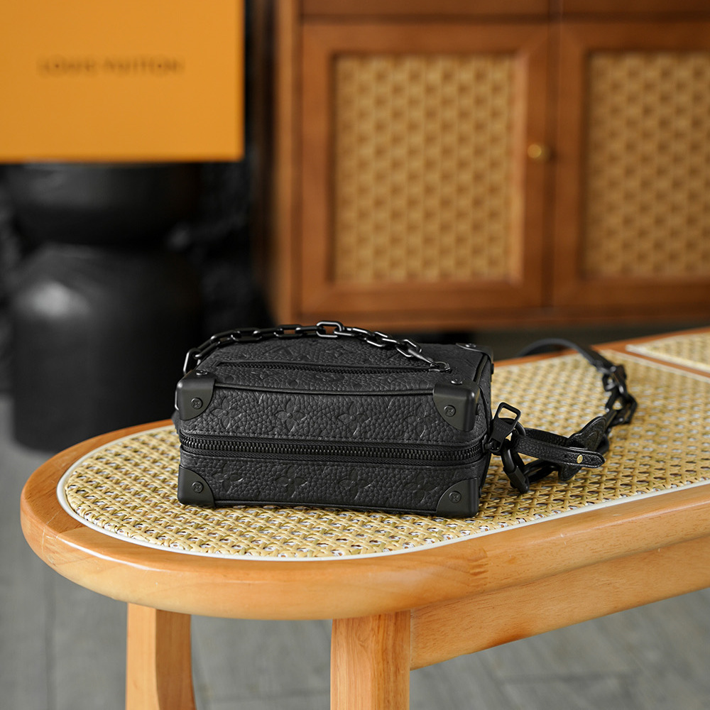 Louis Vuitton 路易威登 Leather Goods