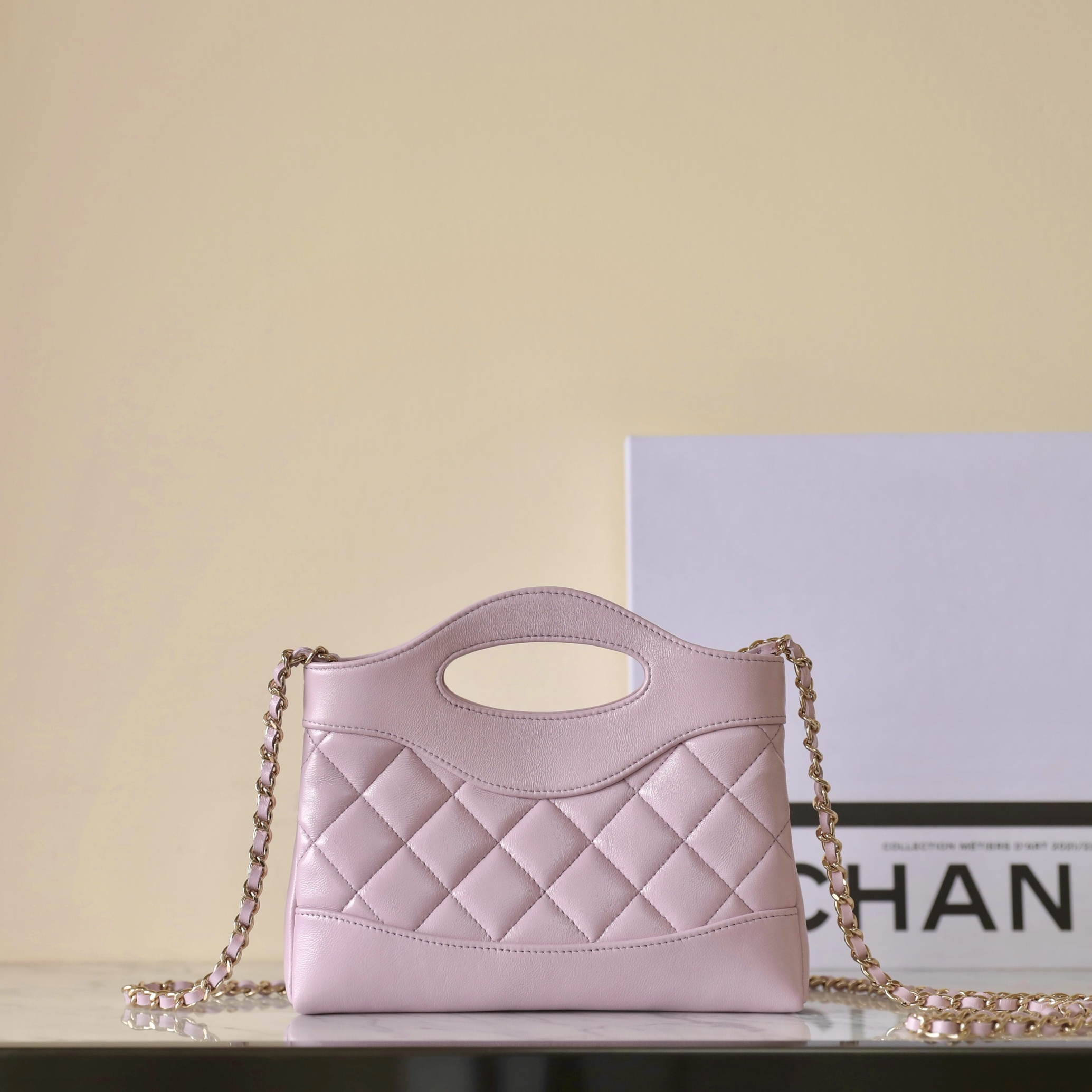 Chanel 香奈兒 Leather Goods