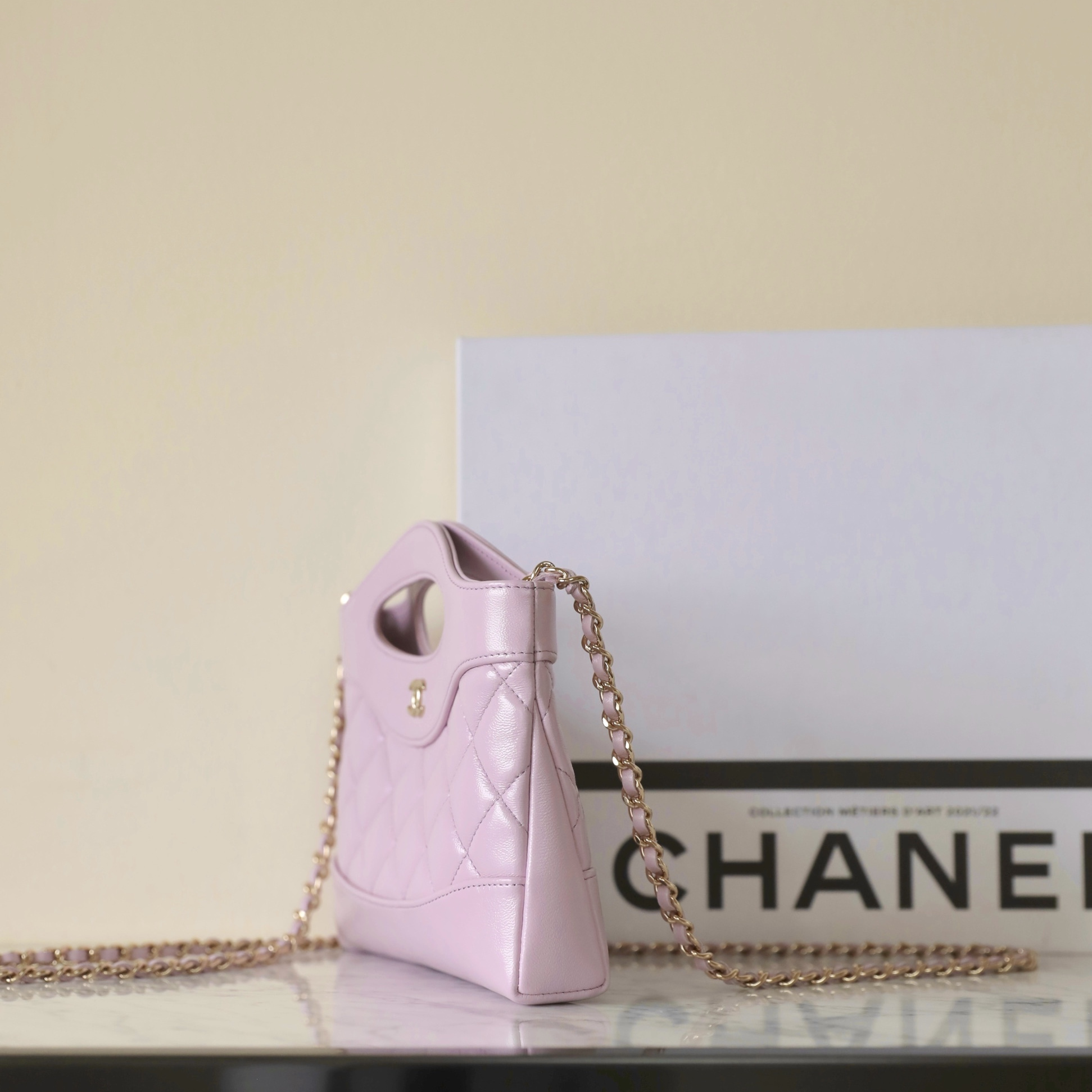 Chanel 香奈兒 Leather Goods