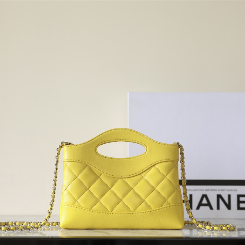 Chanel 香奈兒 Leather Goods