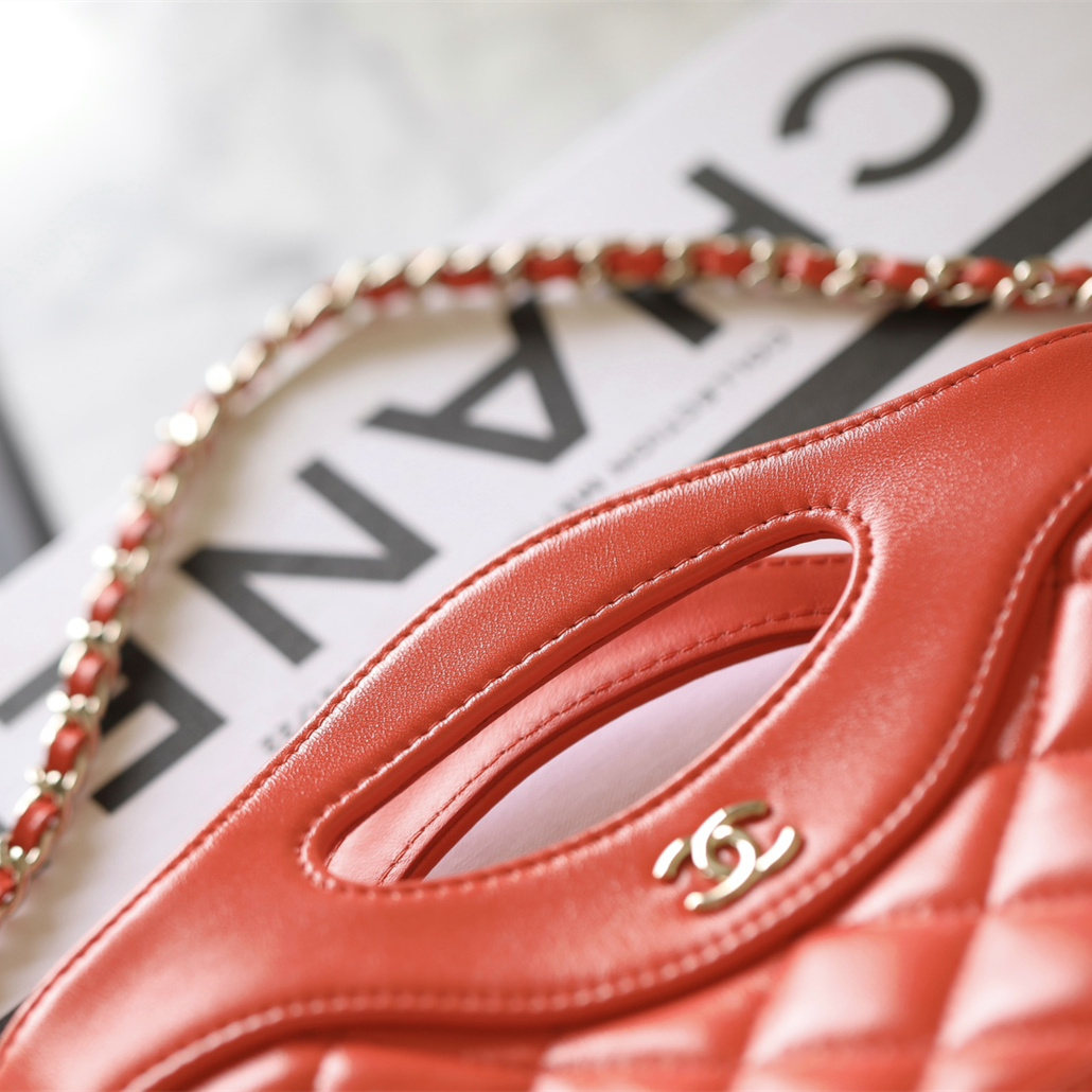 Chanel 香奈兒 Leather Goods