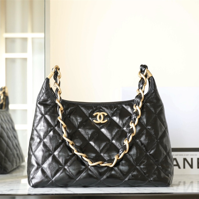 Chanel 香奈兒 Leather Goods