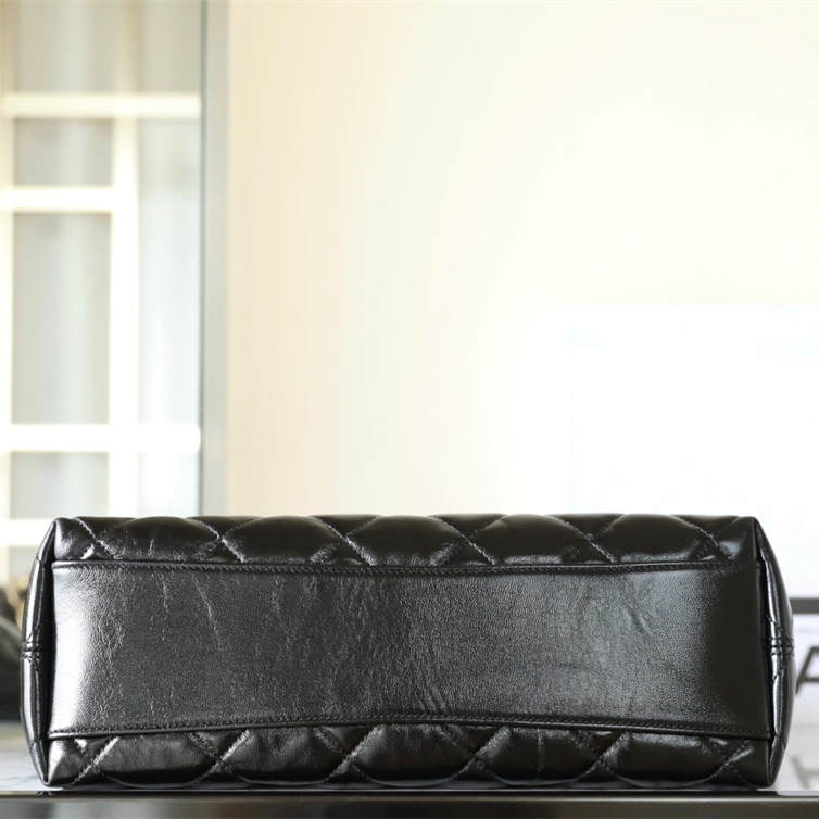 Chanel 香奈兒 Leather Goods