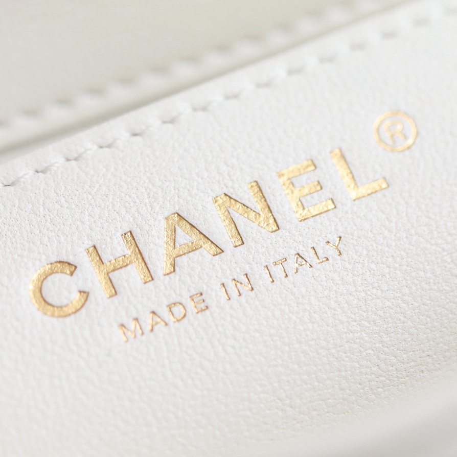 Chanel 香奈兒 Leather Goods