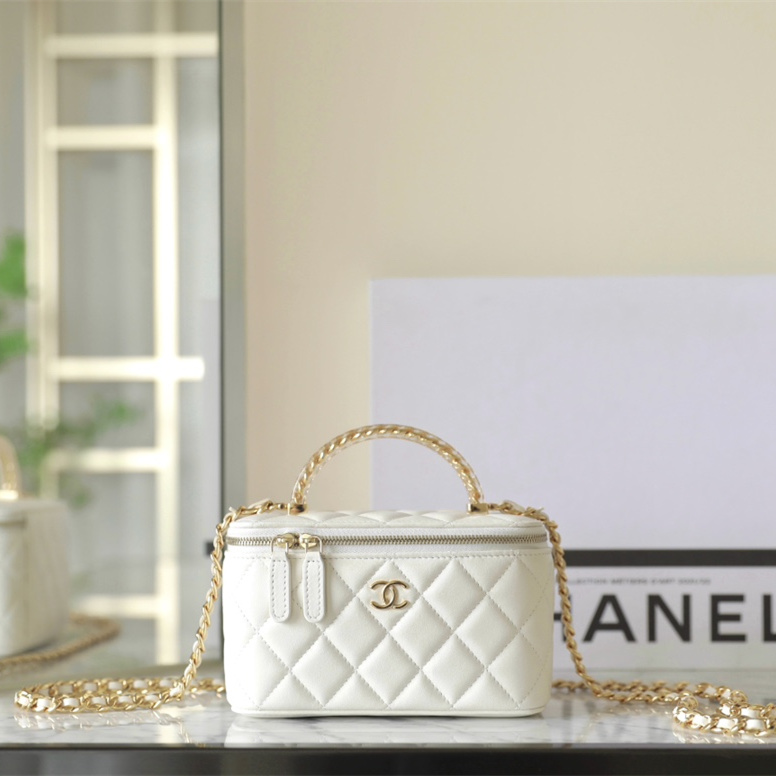 Chanel 香奈兒 Leather Goods