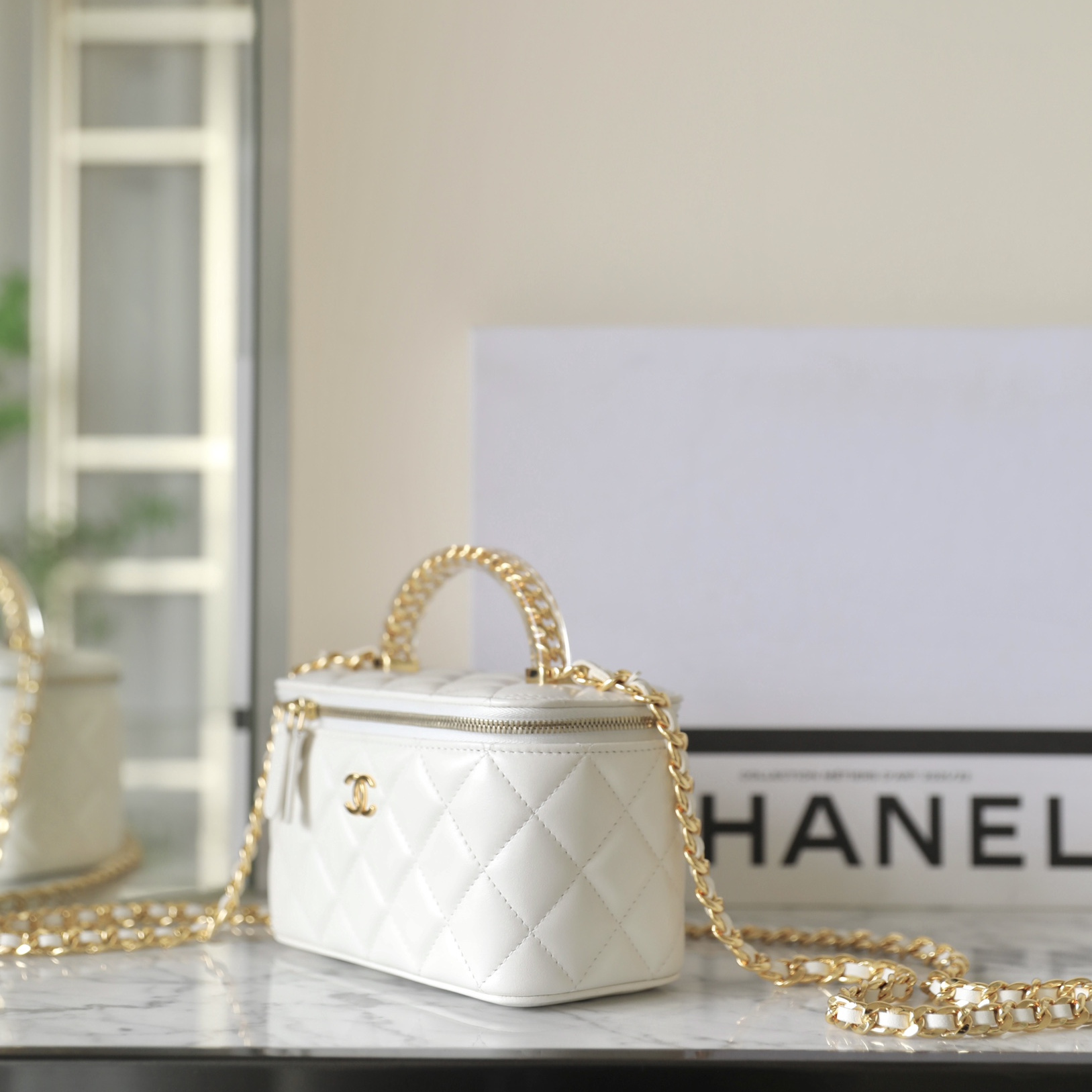 Chanel 香奈兒 Leather Goods