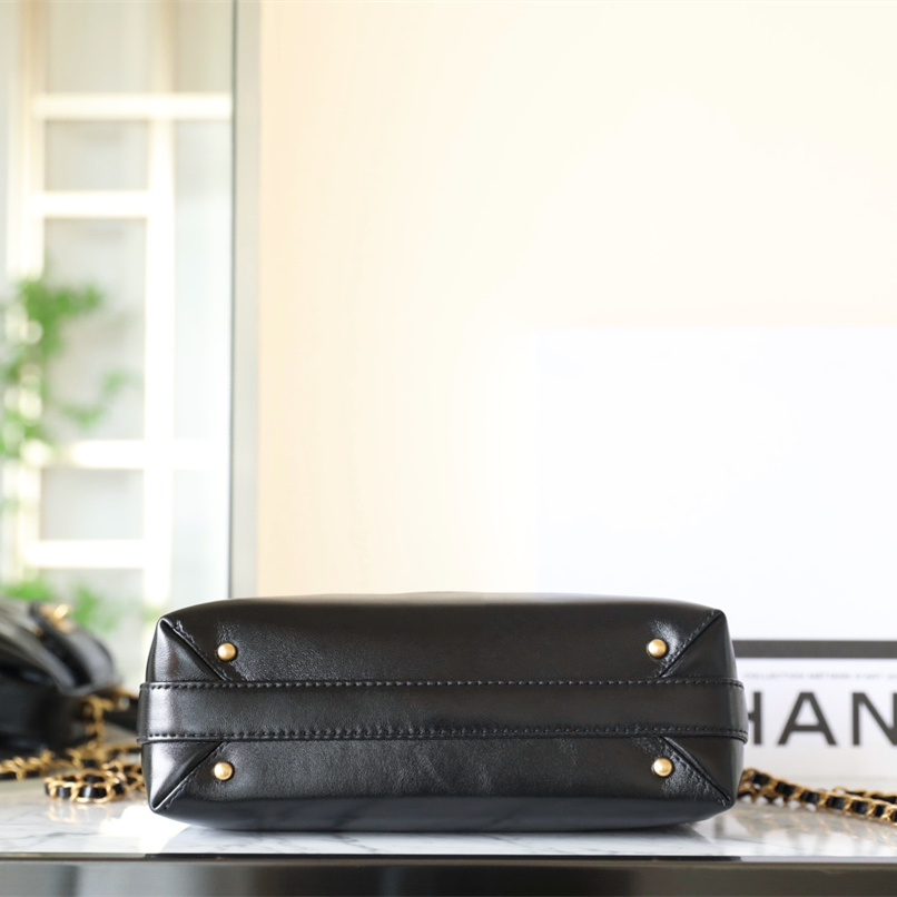 Chanel 香奈兒 Leather Goods