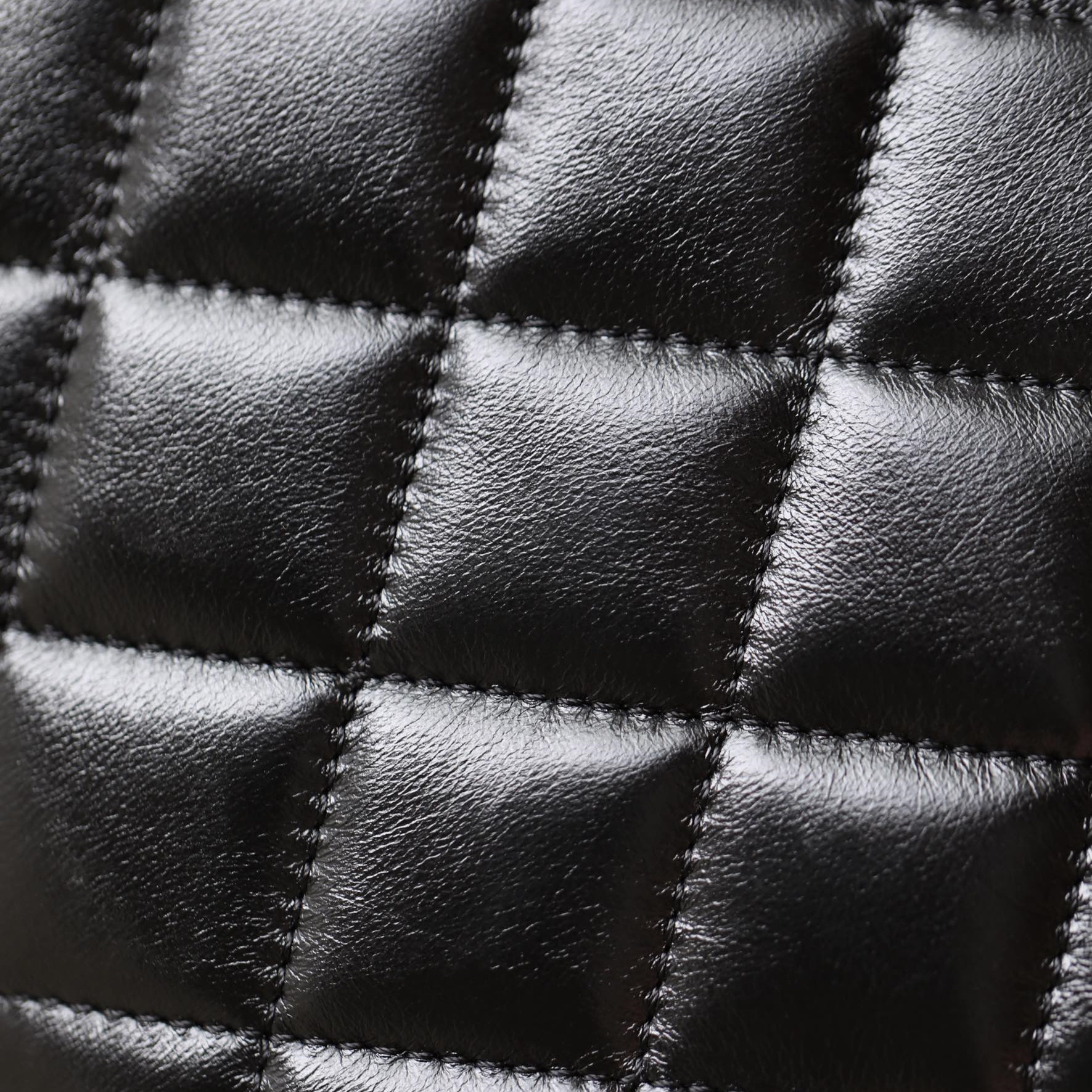 Chanel 香奈兒 Leather Goods