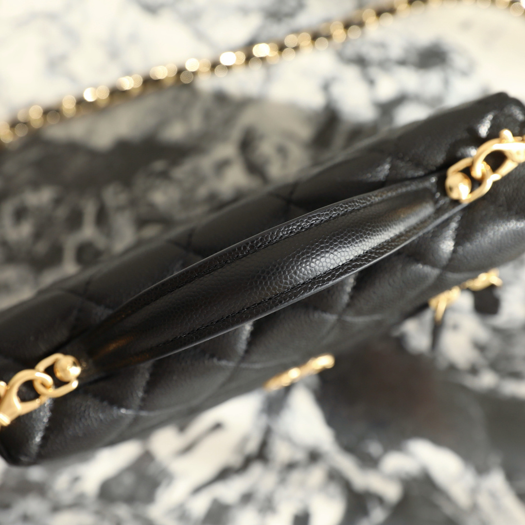 Chanel 香奈兒 Leather Goods
