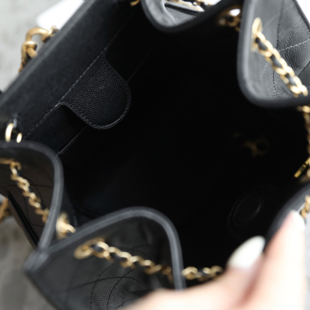 Chanel 香奈兒 Leather Goods