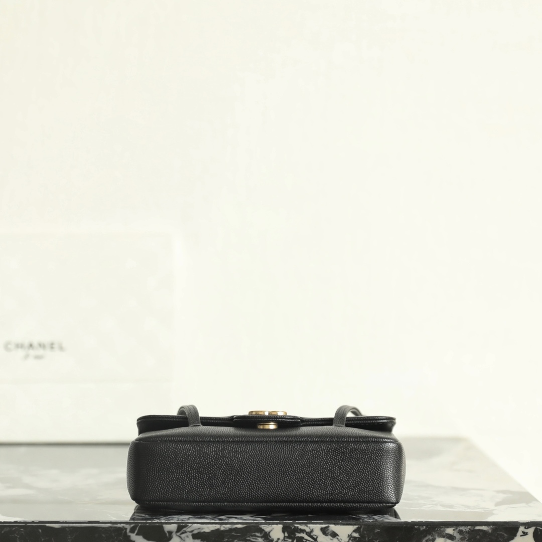 Chanel 香奈兒 Leather Goods
