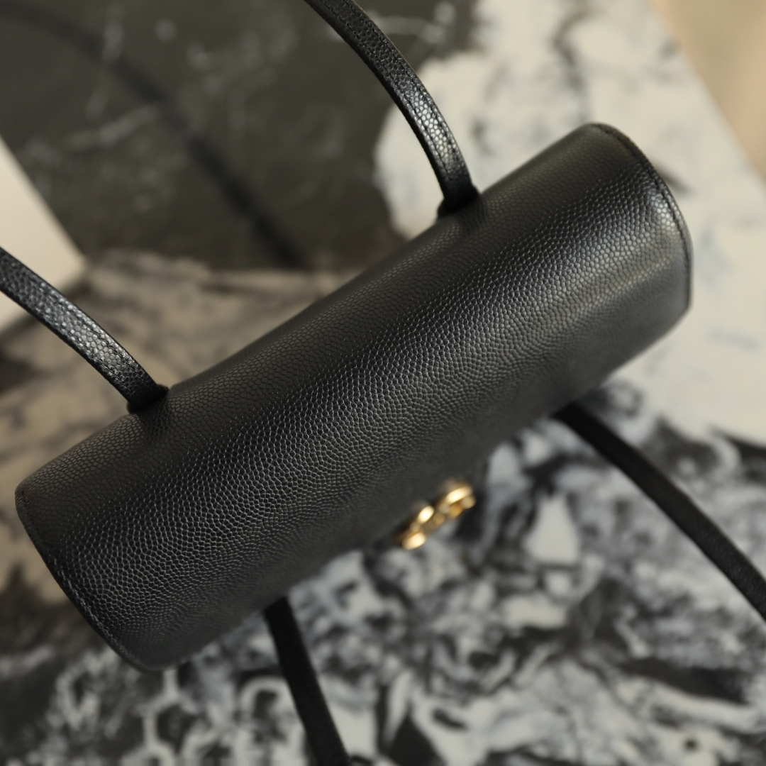 Chanel 香奈兒 Leather Goods