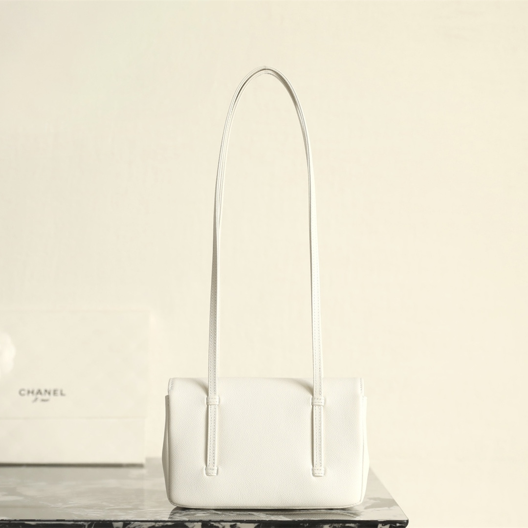 Chanel 香奈兒 Leather Goods