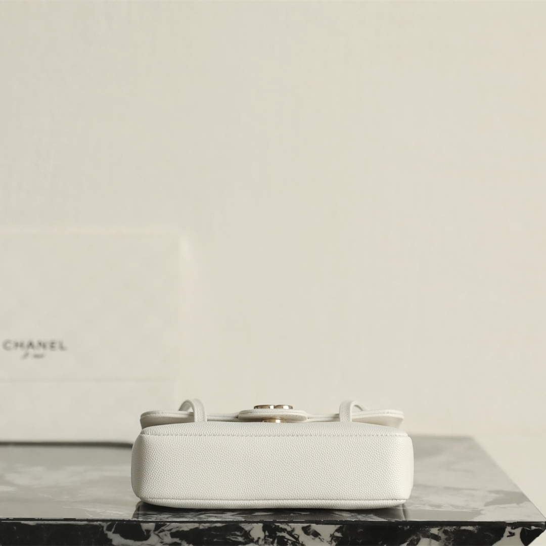 Chanel 香奈兒 Leather Goods