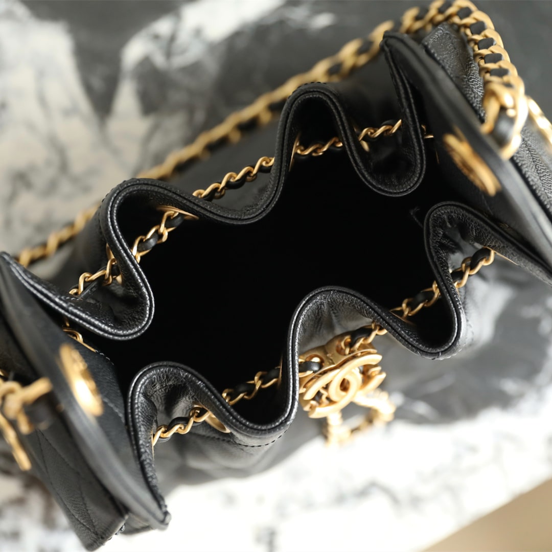 Chanel 香奈兒 Leather Goods