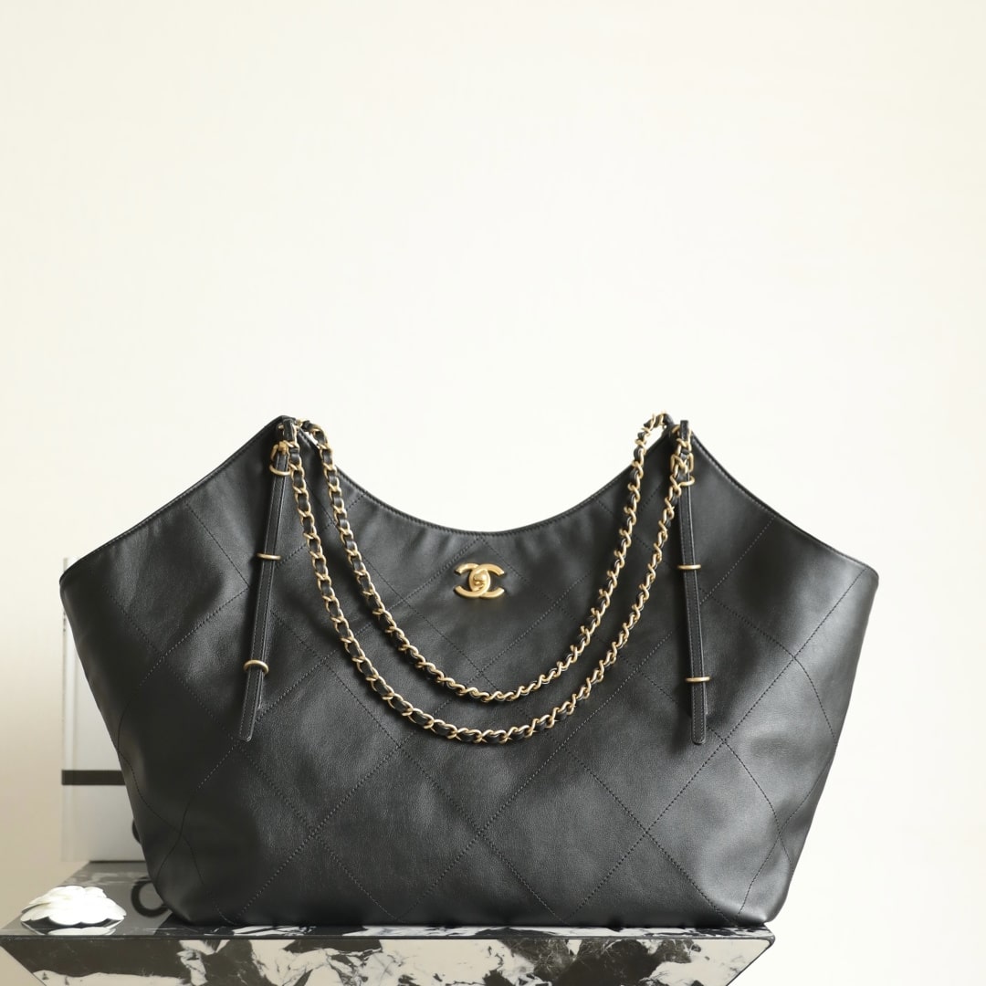 Chanel 香奈兒 Leather Goods