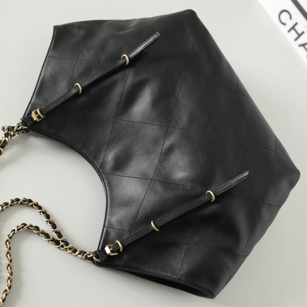 Chanel 香奈兒 Leather Goods
