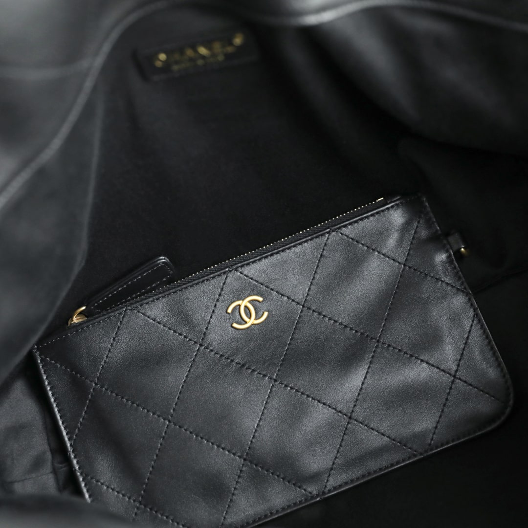 Chanel 香奈兒 Leather Goods