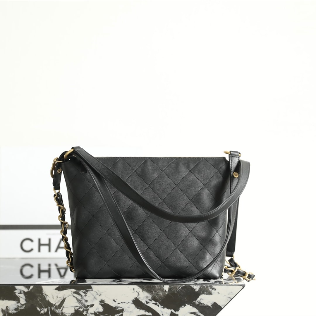Chanel 香奈兒 Leather Goods