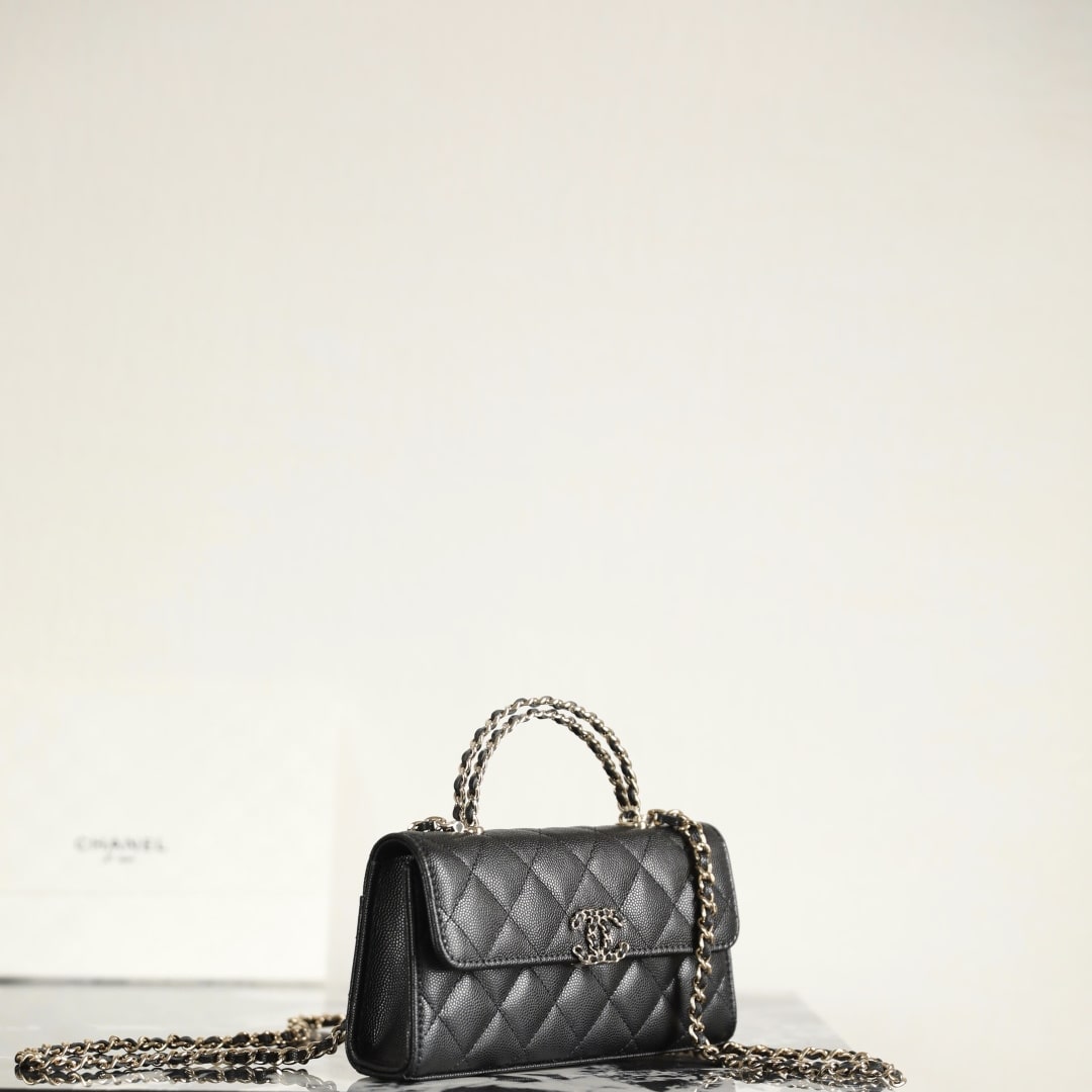 Chanel 香奈兒 Leather Goods