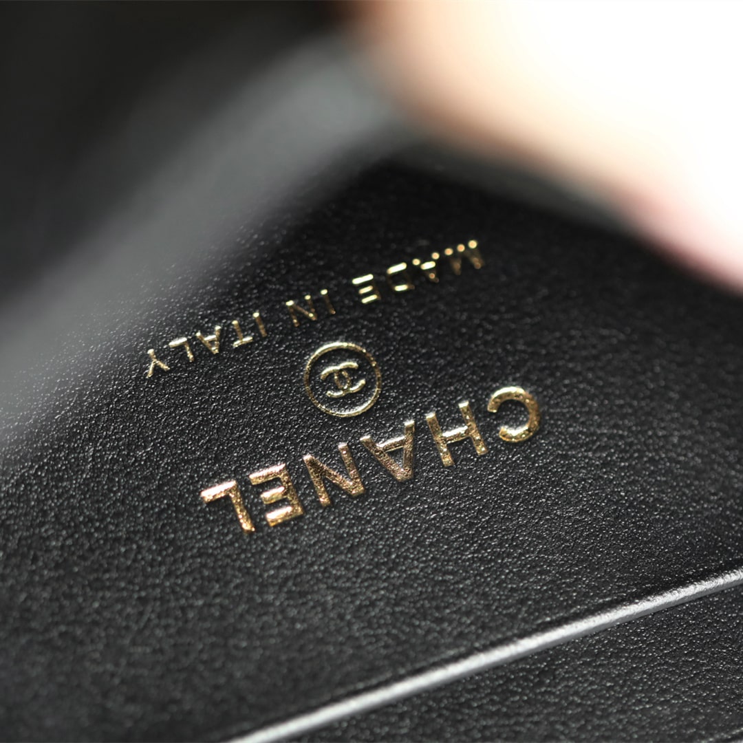 Chanel 香奈兒 Leather Goods