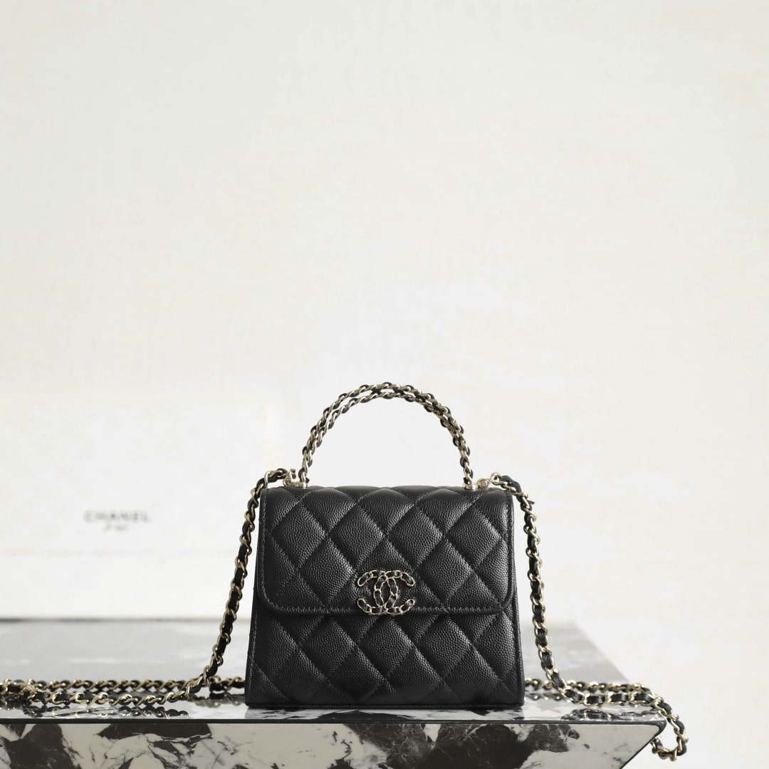 Chanel 香奈兒 Leather Goods