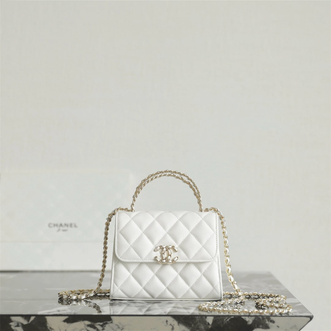 Chanel 香奈兒 Leather Goods