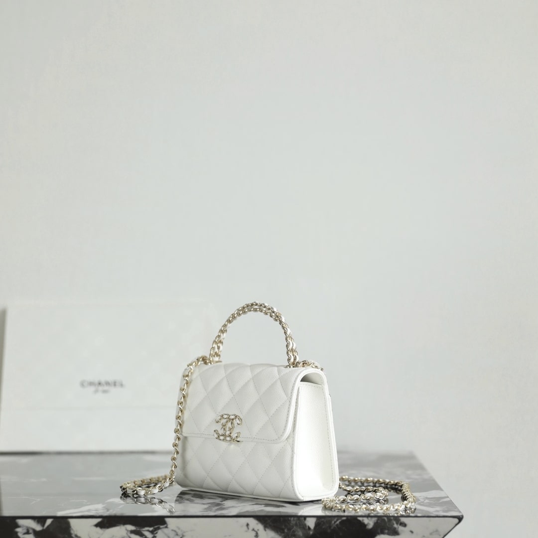 Chanel 香奈兒 Leather Goods