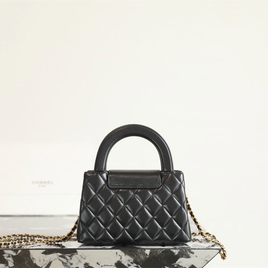 Chanel 香奈兒 Leather Goods