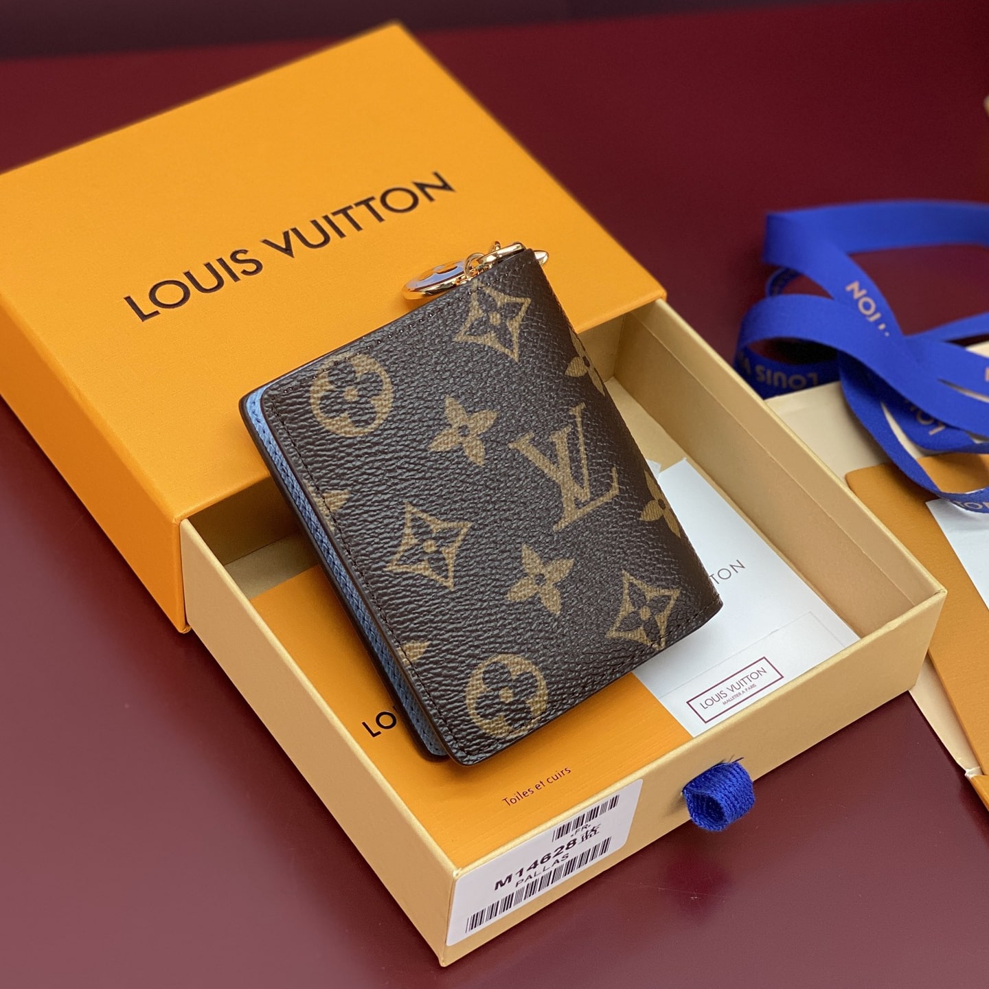 Louis Vuitton 路易威登 Leather Goods