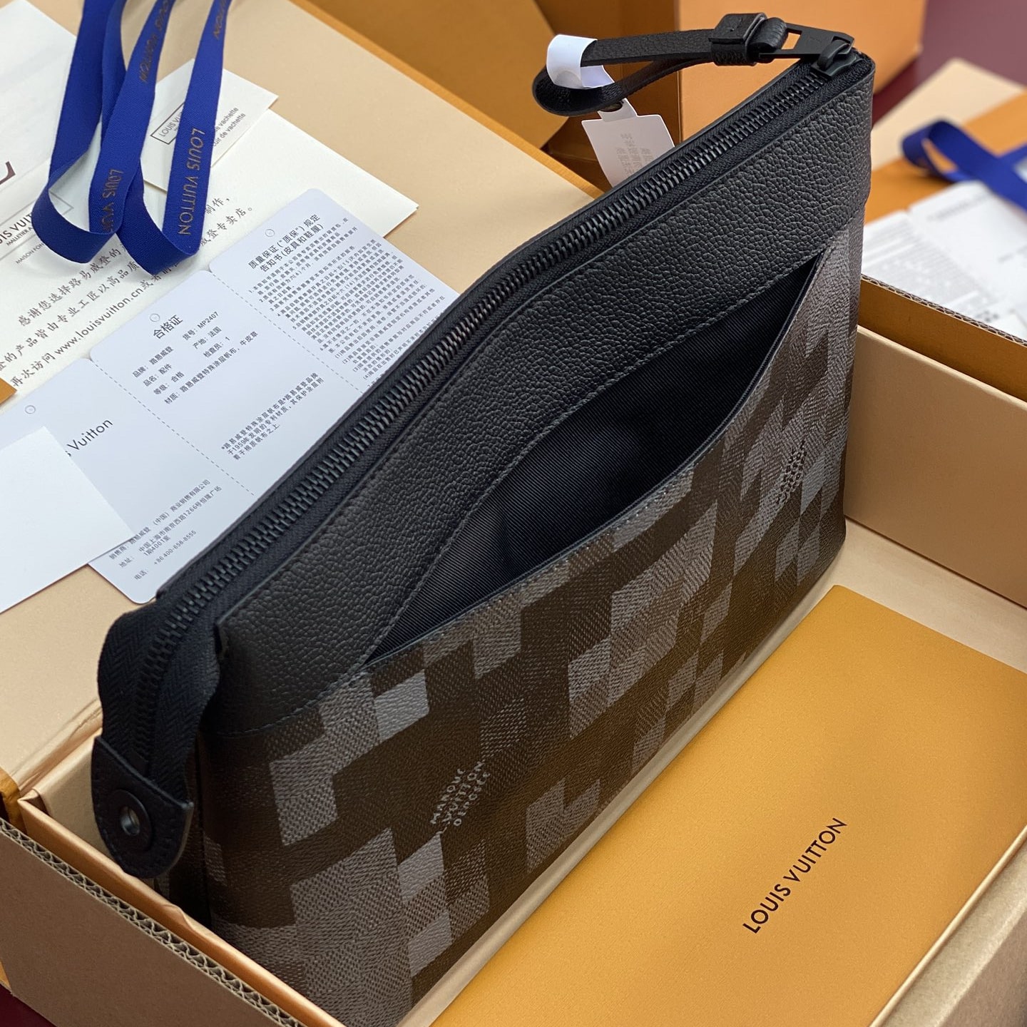 Louis Vuitton 路易威登 Leather Goods