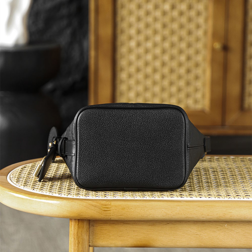 Louis Vuitton 路易威登 Bucket Bag