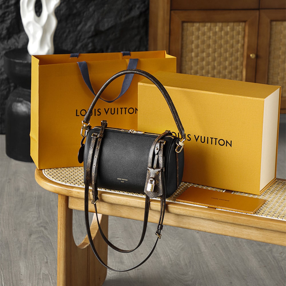 Louis Vuitton 路易威登 Leather Goods