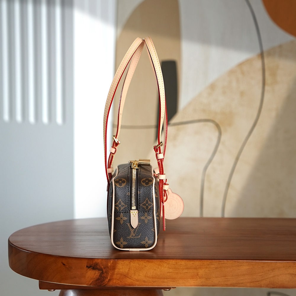 Louis Vuitton 路易威登 Leather Goods