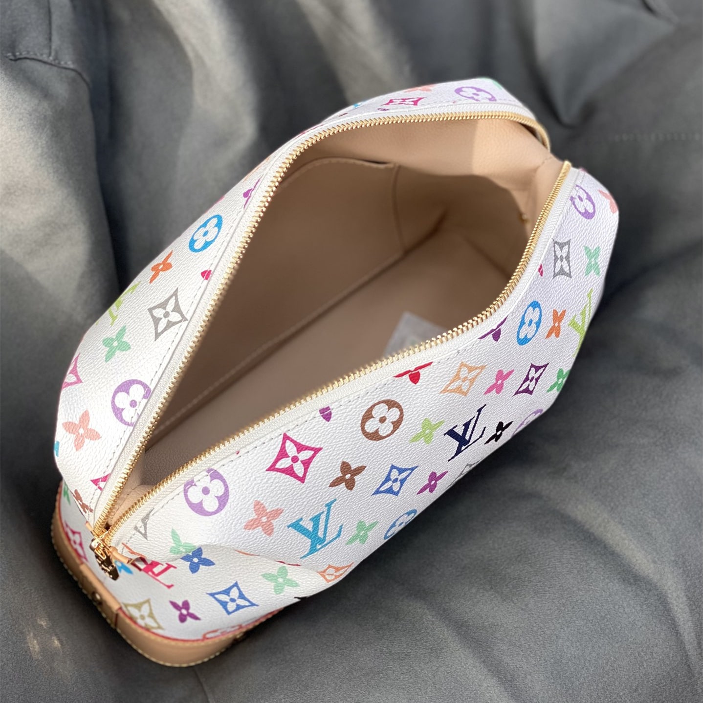 Louis Vuitton 路易威登 Leather Goods
