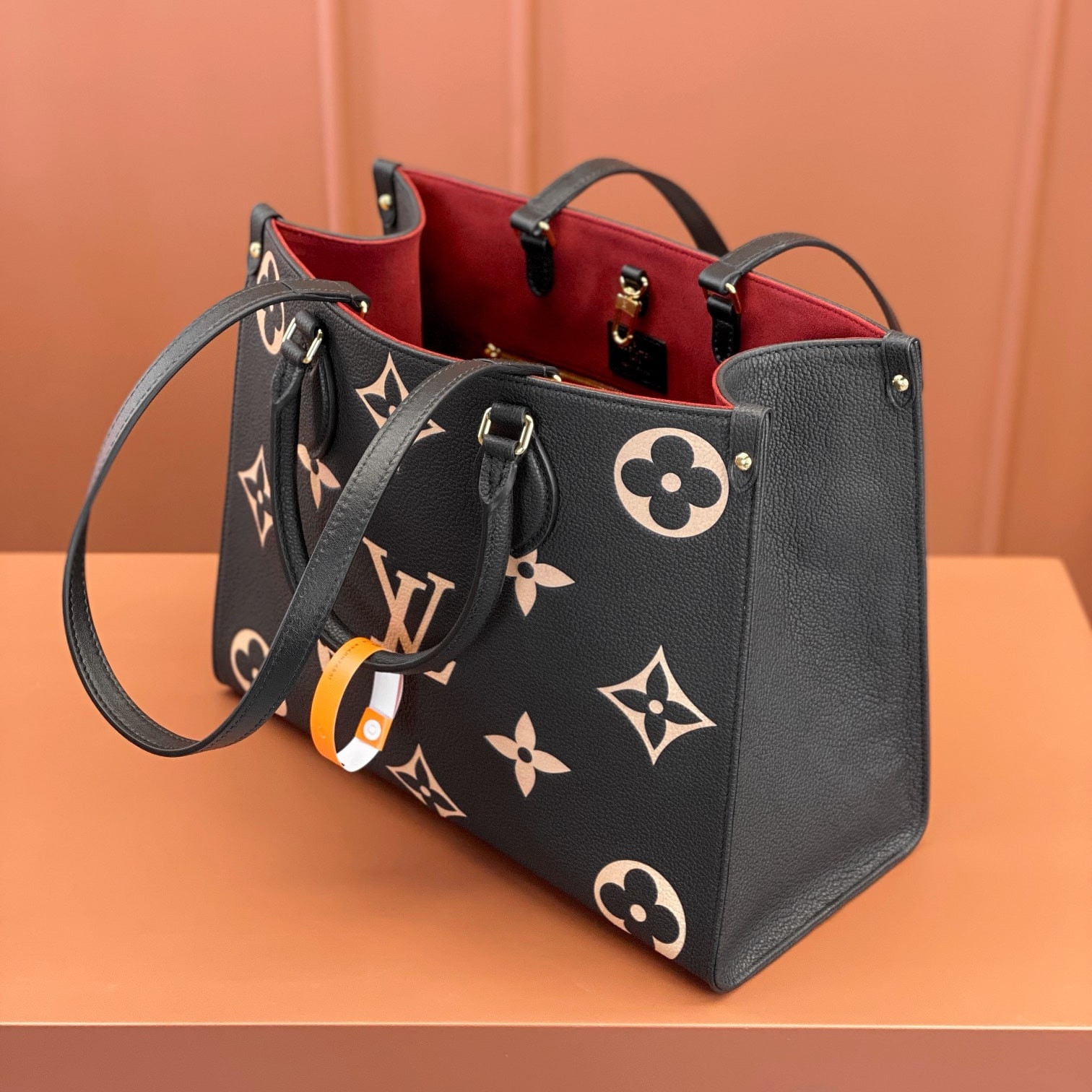 Louis Vuitton 路易威登 Leather Goods