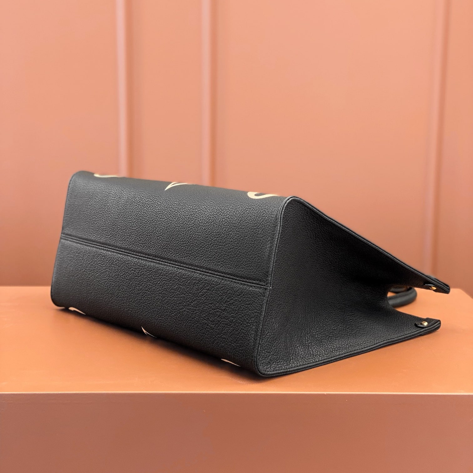 Louis Vuitton 路易威登 Leather Goods