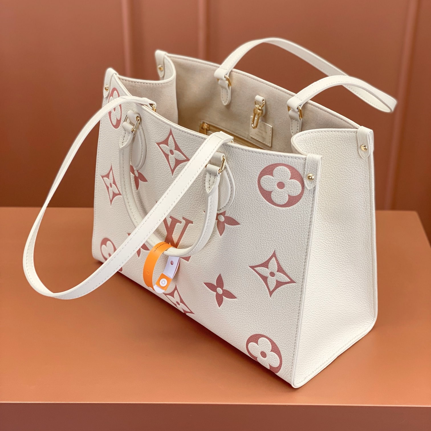 Louis Vuitton 路易威登 Leather Goods