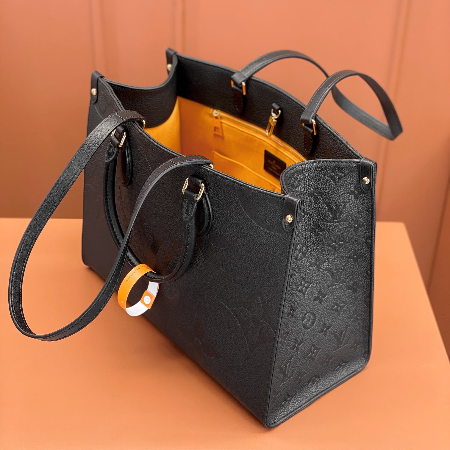 Louis Vuitton 路易威登 Leather Goods