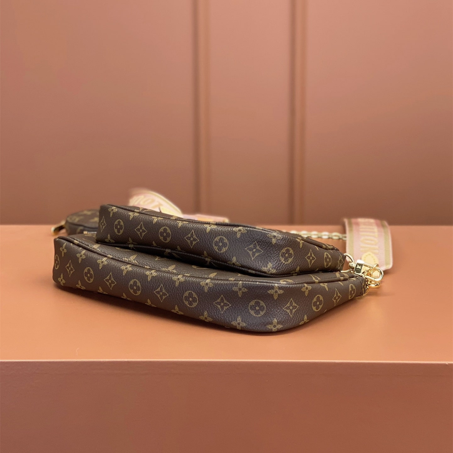 Louis Vuitton 路易威登 Leather Goods