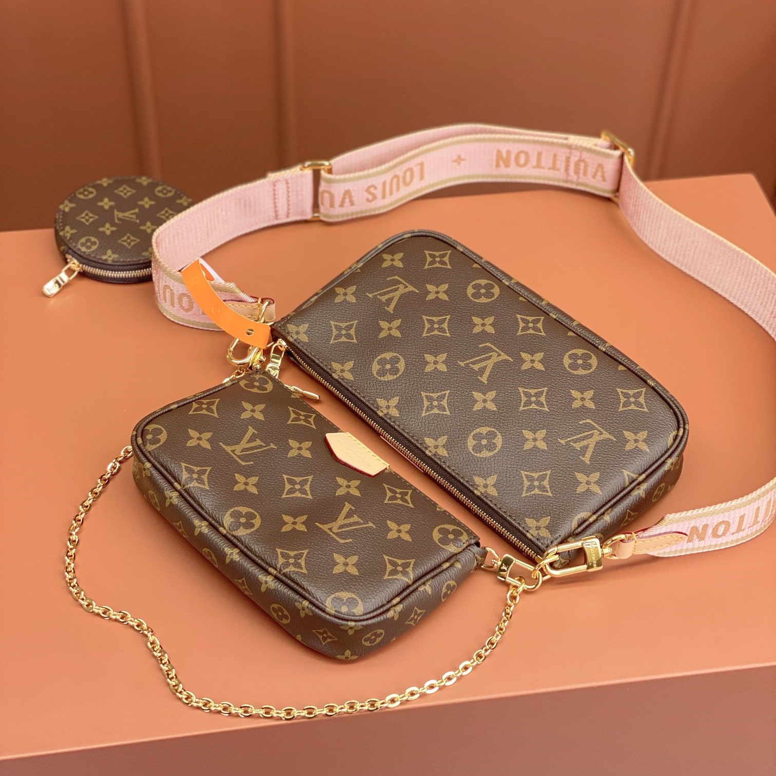 Louis Vuitton 路易威登 Leather Goods