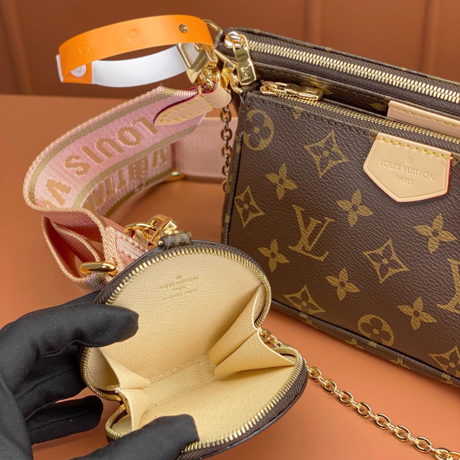 Louis Vuitton 路易威登 Leather Goods